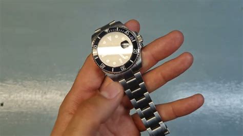 regolare un cinturino rolex|Come Regolare il Cinturino di un Orologio: 9 Passaggi .